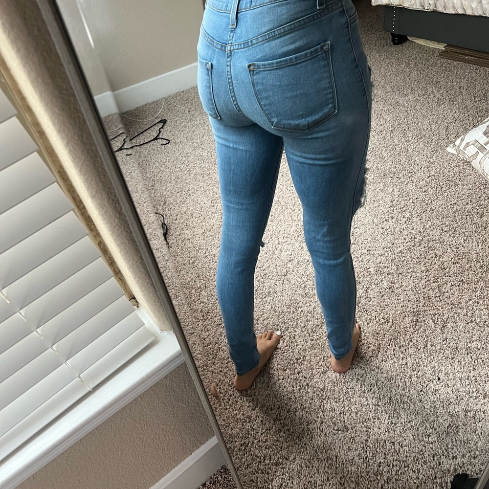 Jeans - Picture 2 of 3